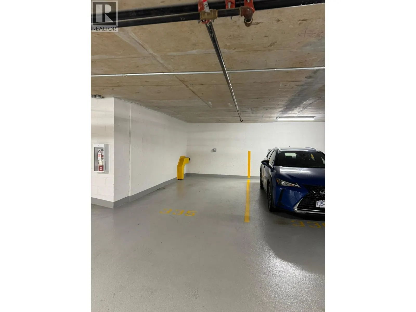 3905 4730 LOUGHEED HIGHWAY