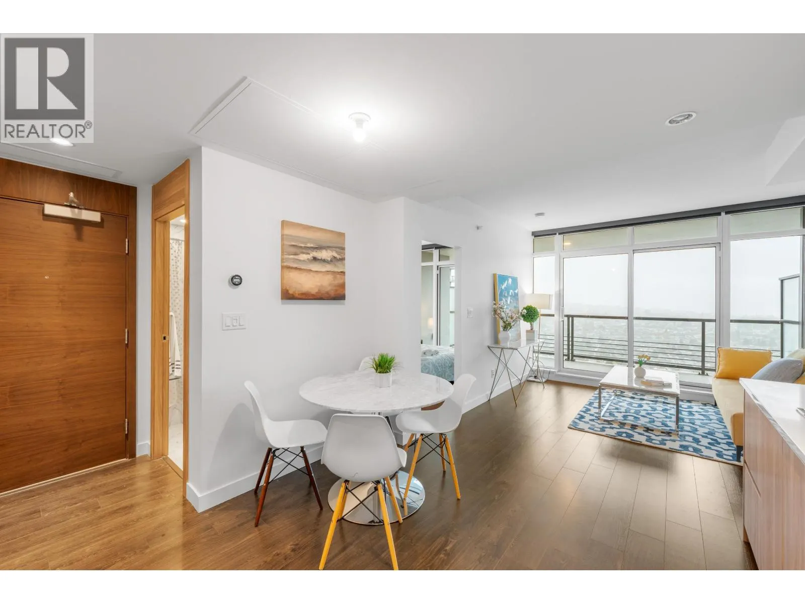 3905 4730 LOUGHEED HIGHWAY