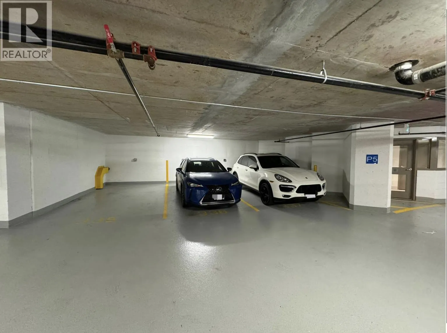 3905 4730 LOUGHEED HIGHWAY