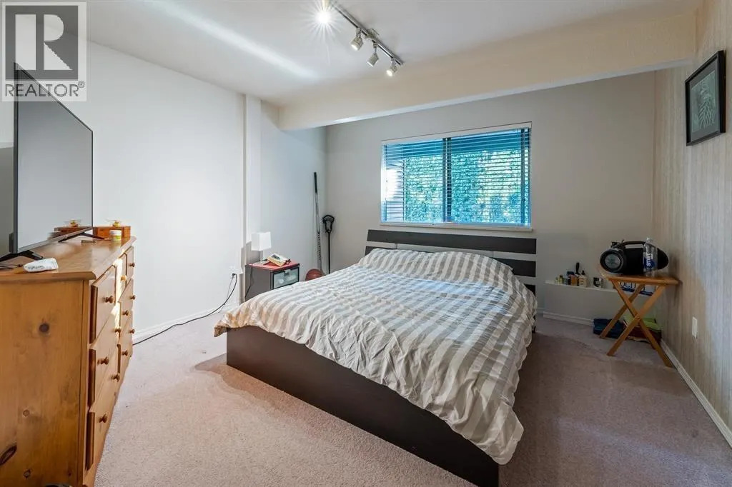 11451 BEST STREET