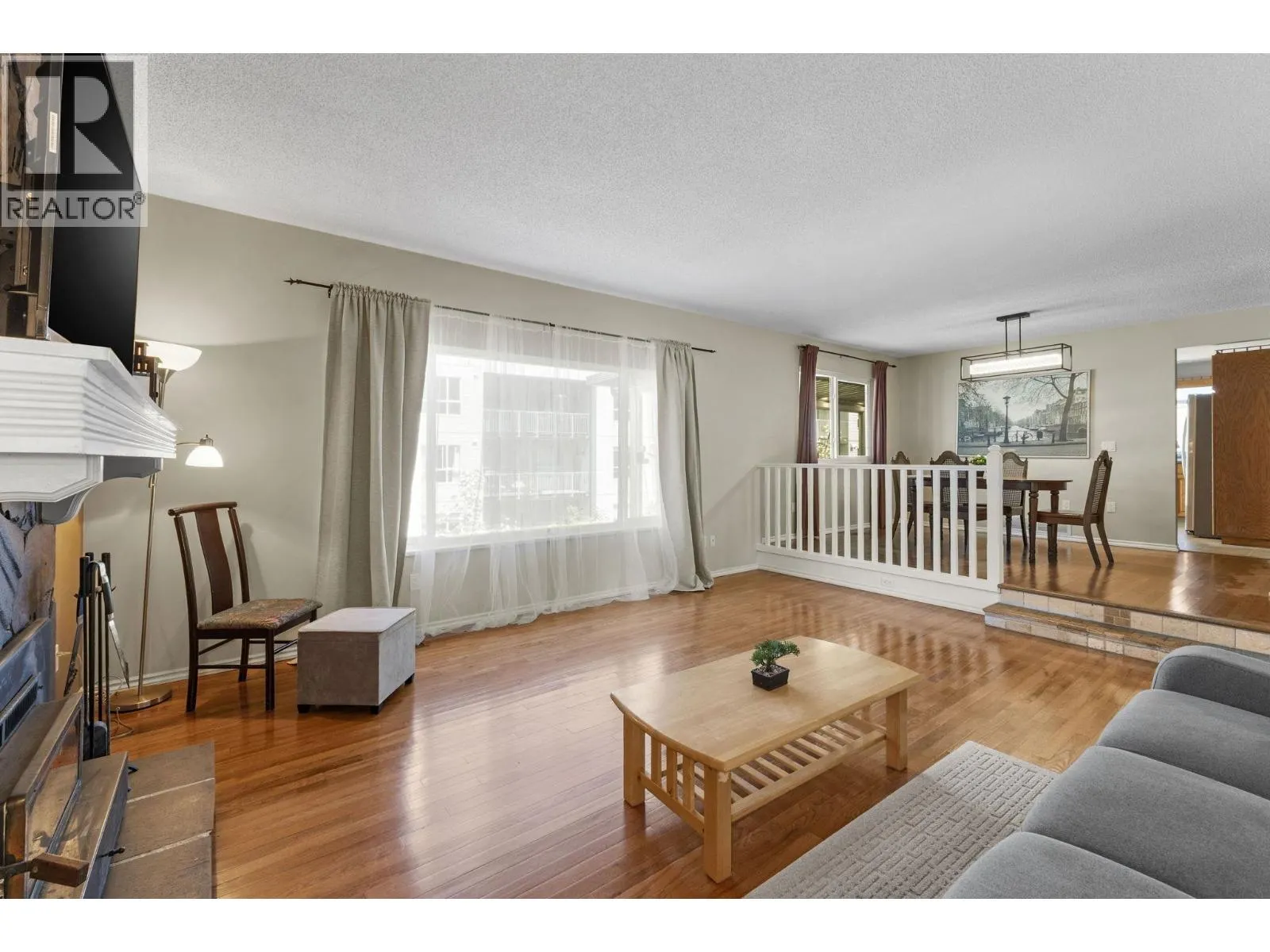171 EDWARD CRESCENT