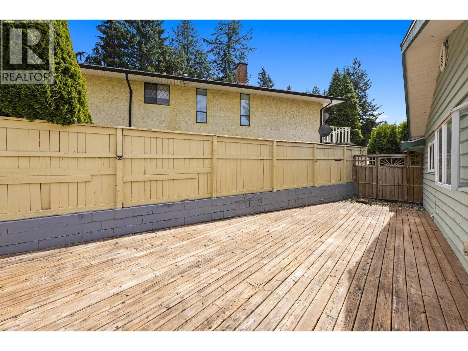 171 EDWARD CRESCENT