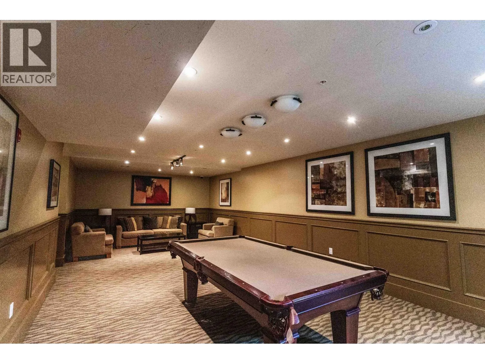 104 4883 MACLURE MEWS