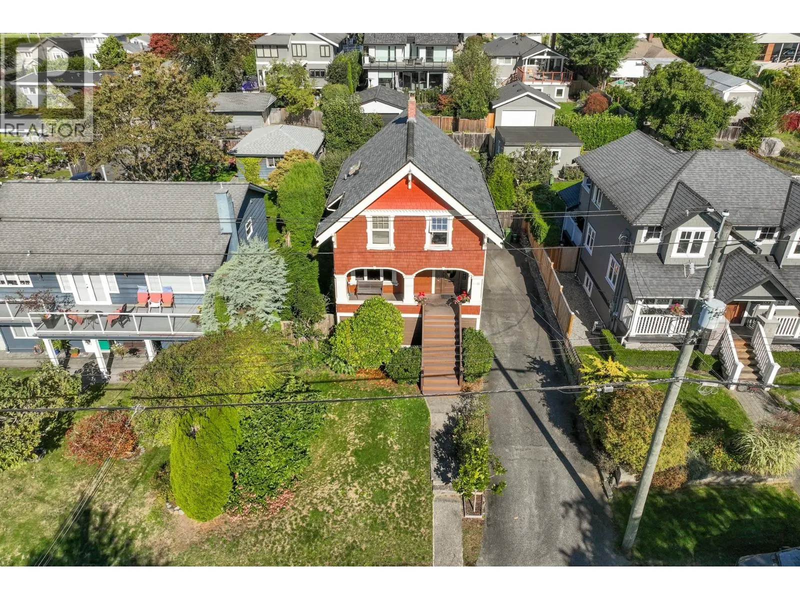234 W WINDSOR ROAD