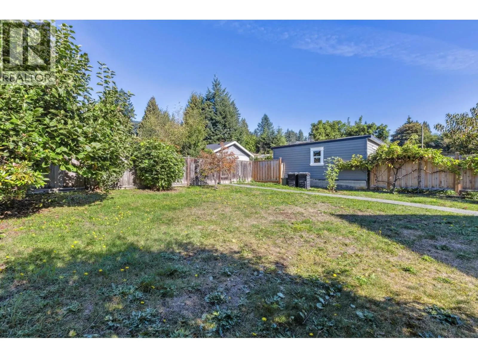 234 W WINDSOR ROAD