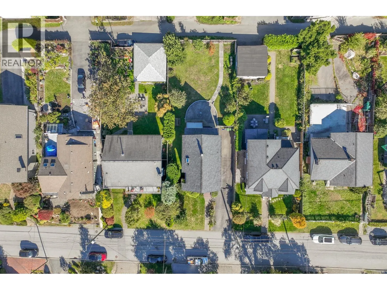 234 W WINDSOR ROAD