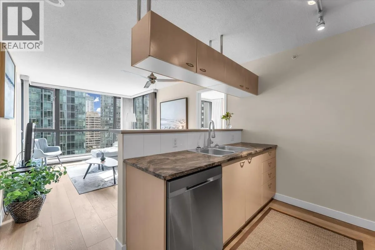 2011 1331 ALBERNI STREET