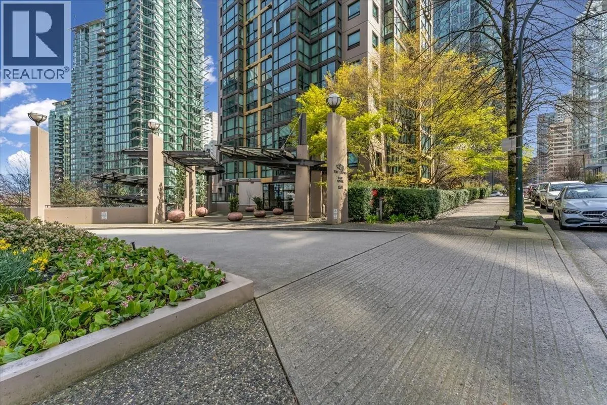 2011 1331 ALBERNI STREET