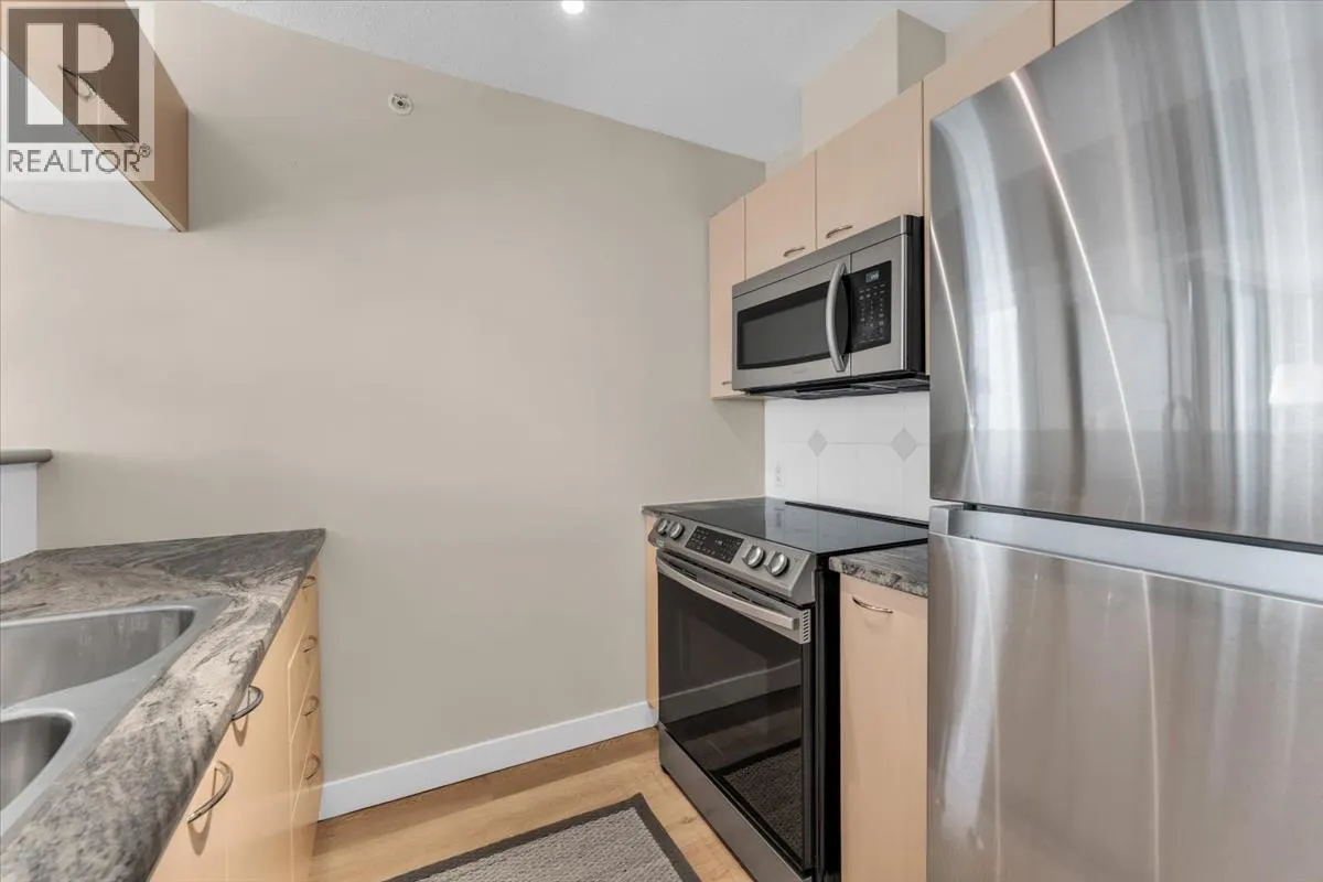 2011 1331 ALBERNI STREET