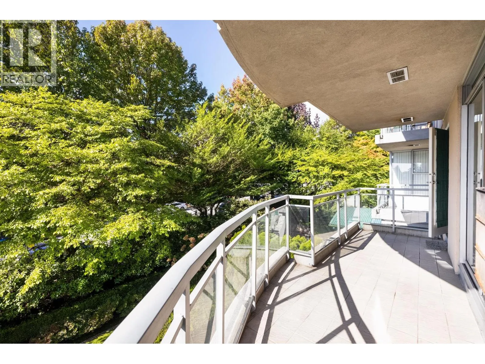 201 588 16TH STREET