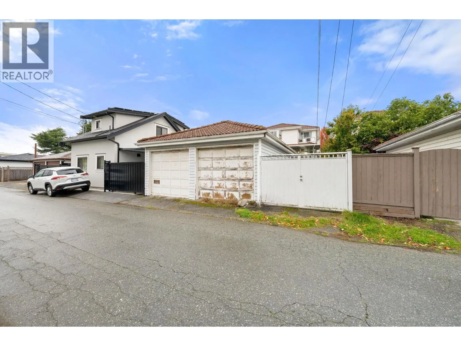 350 E 50TH AVENUE