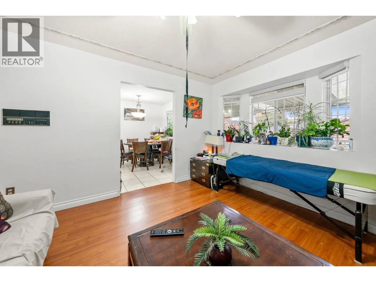 350 E 50TH AVENUE