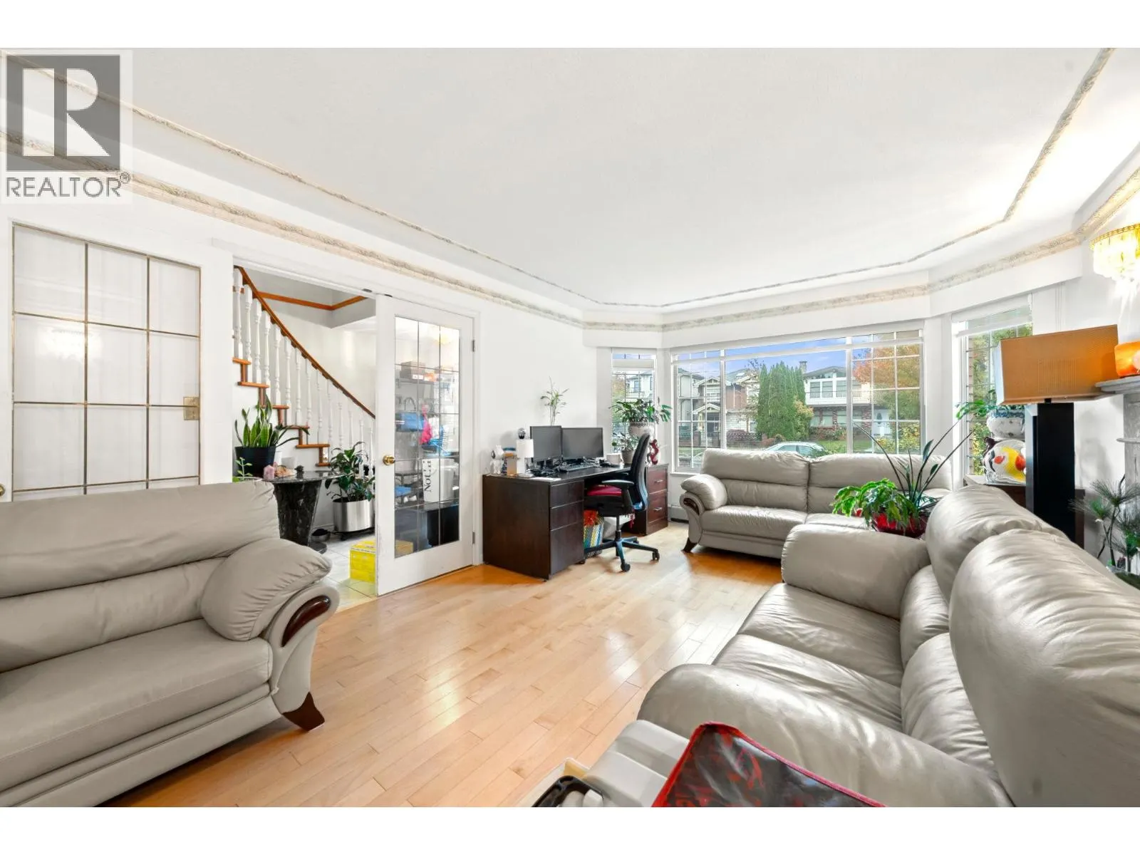 350 E 50TH AVENUE