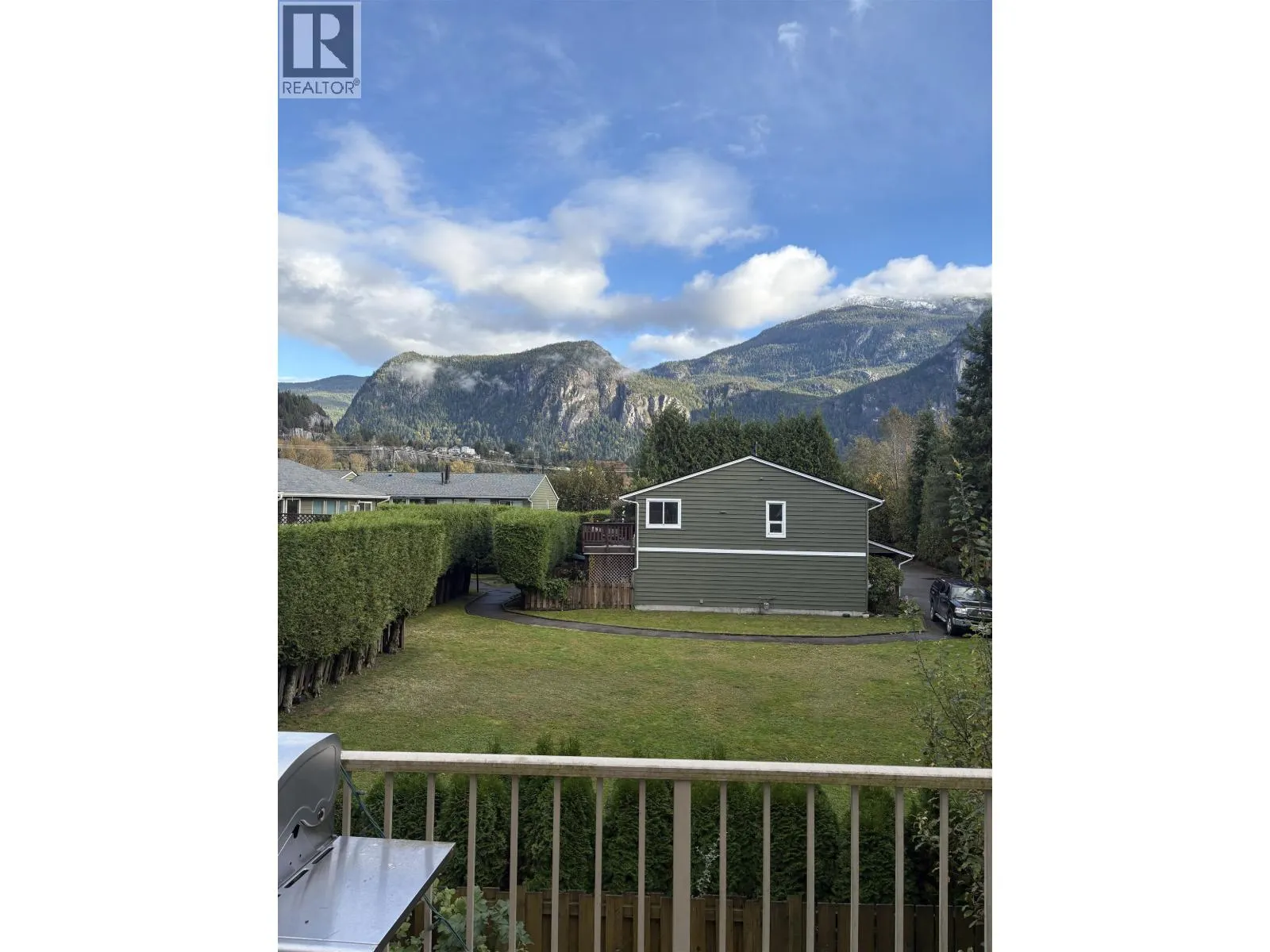19 1188 WILSON CRESCENT