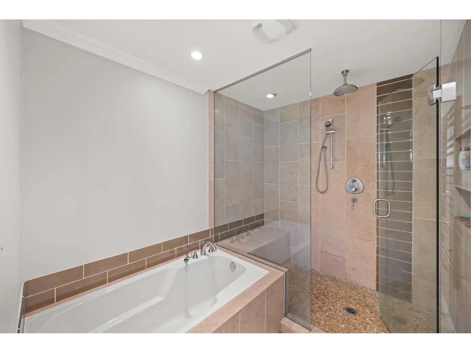 5976 SOUTHPARK GROVE