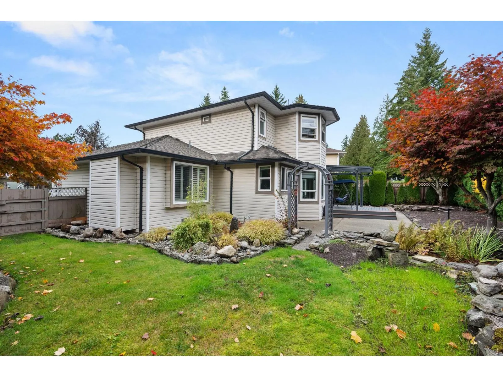 5976 SOUTHPARK GROVE