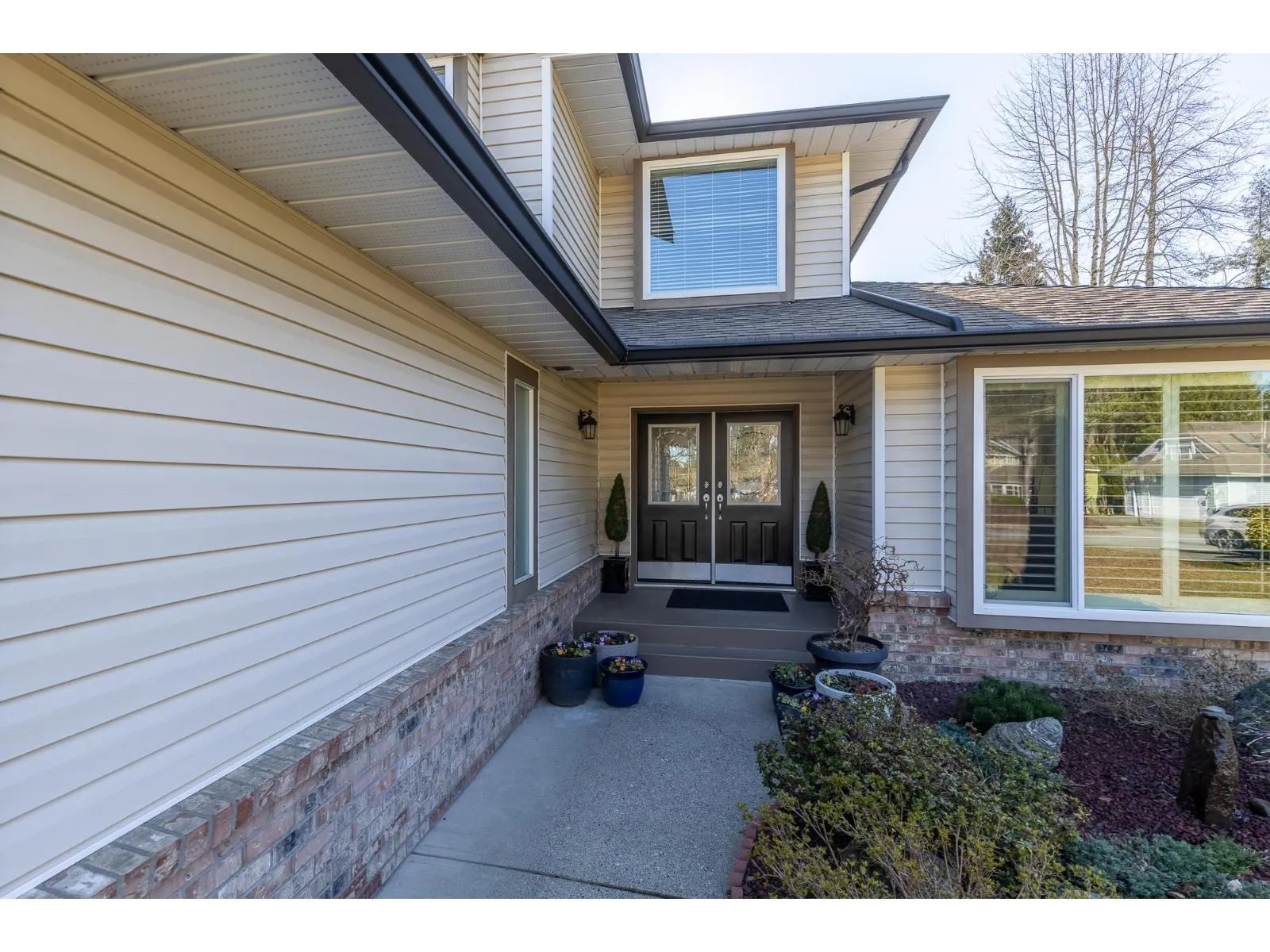 5976 SOUTHPARK GROVE