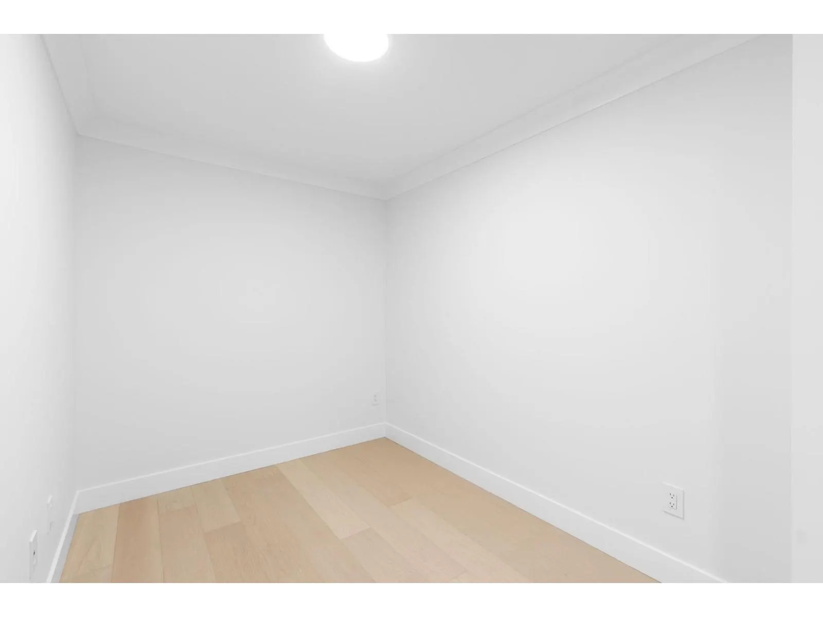 101 16622 18A AVENUE