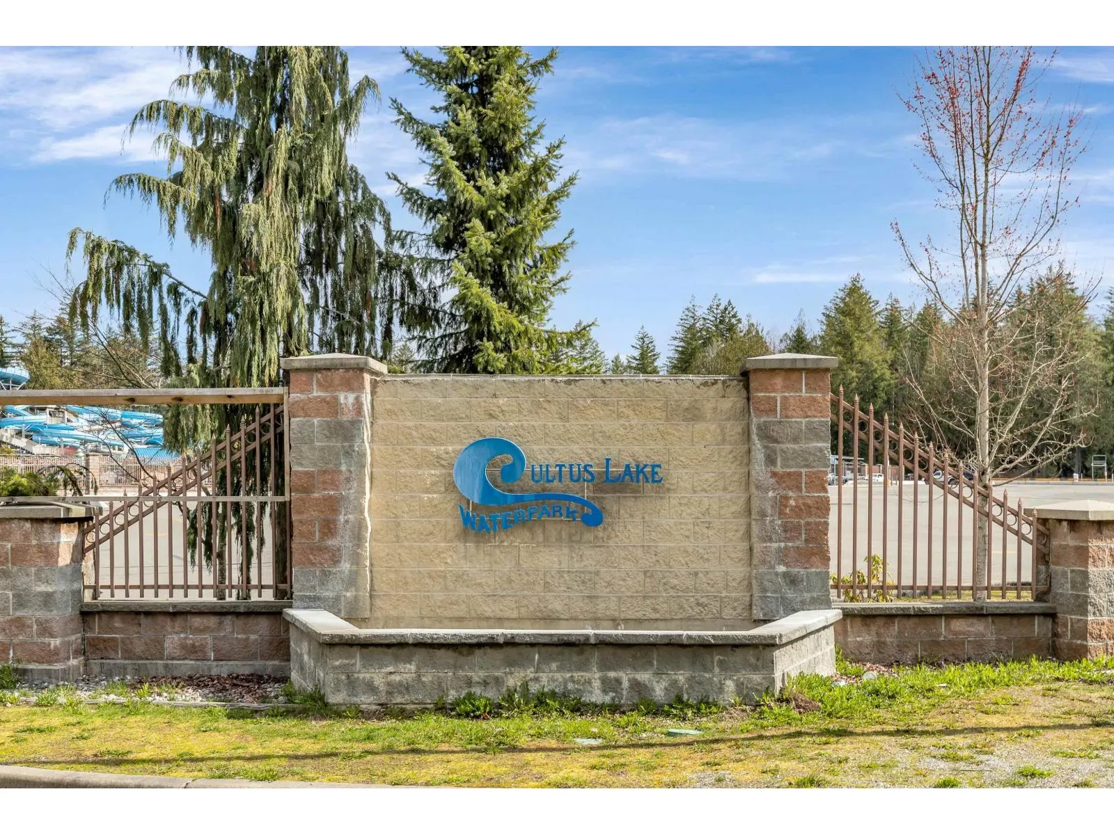 279 FIR STREET|Cultus Lake North