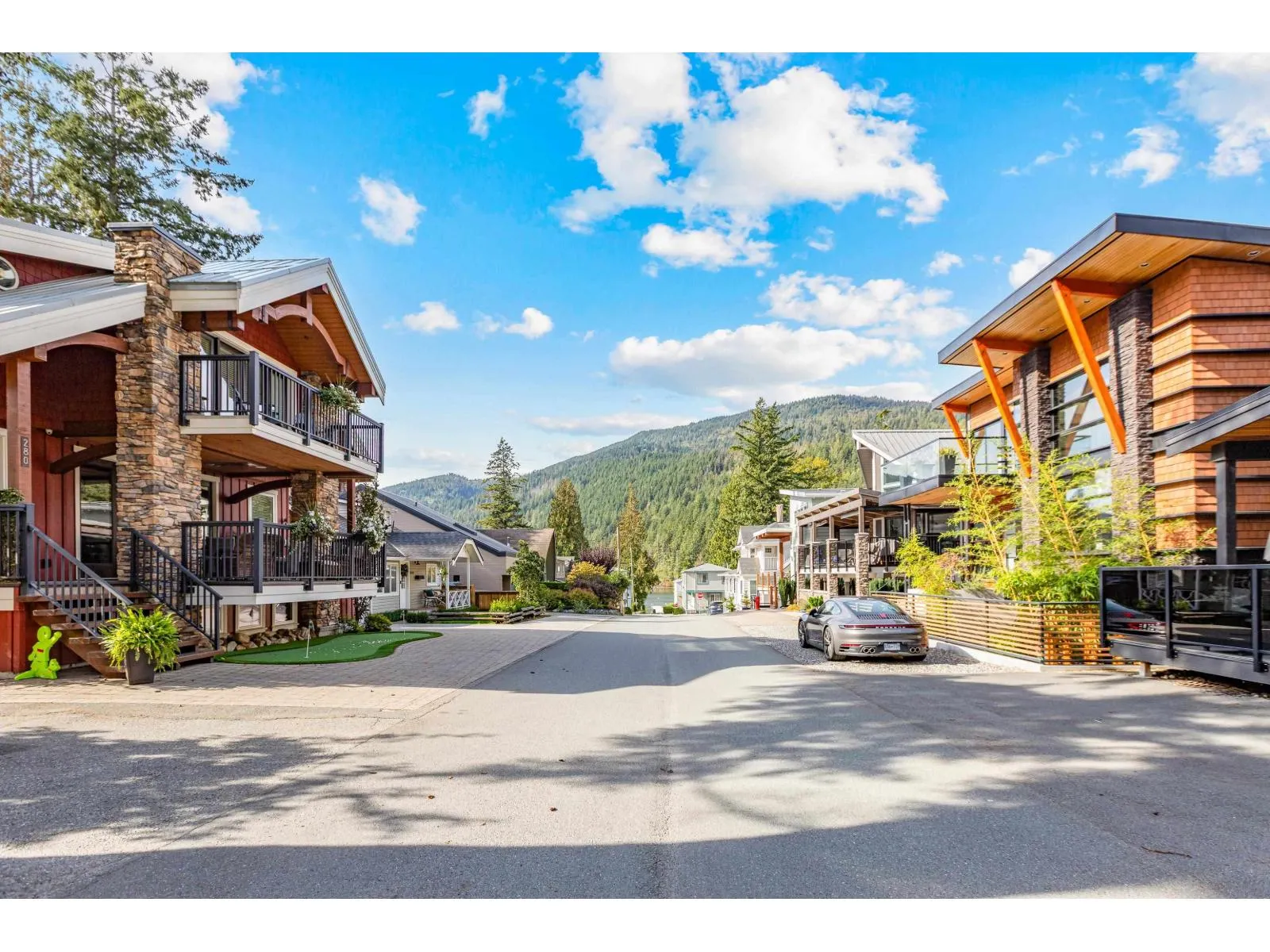 279 FIR STREET|Cultus Lake North