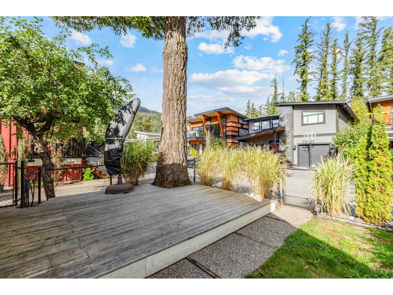279 FIR STREET|Cultus Lake North