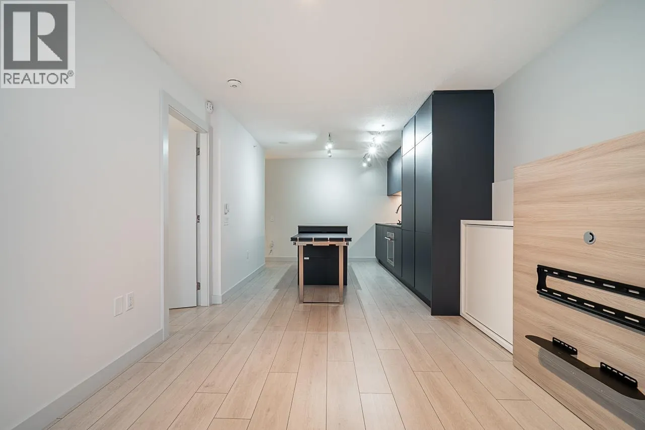 1106 988 QUAYSIDE DRIVE