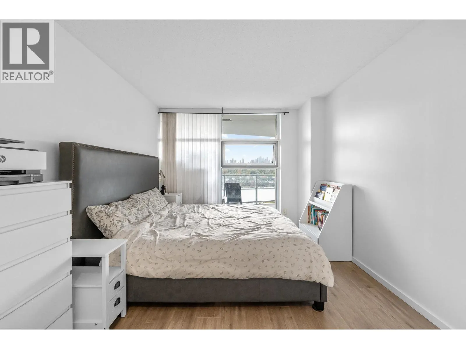 707 2289 YUKON CRESCENT