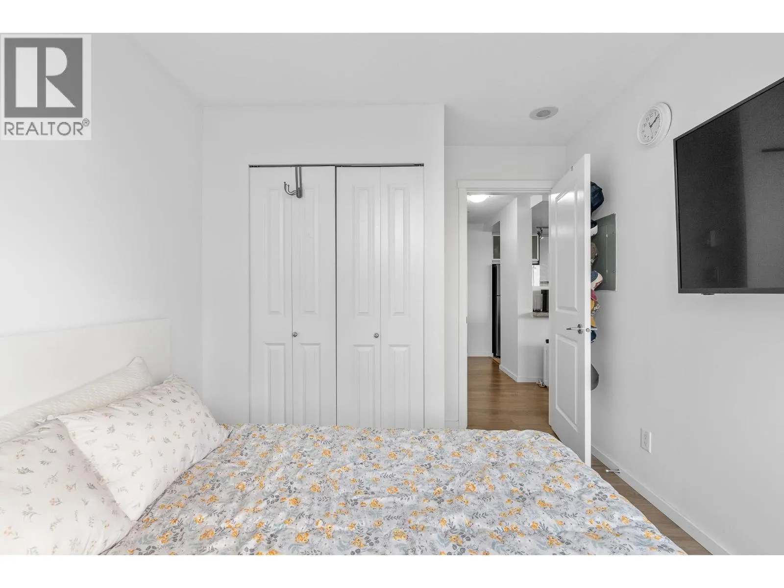 707 2289 YUKON CRESCENT