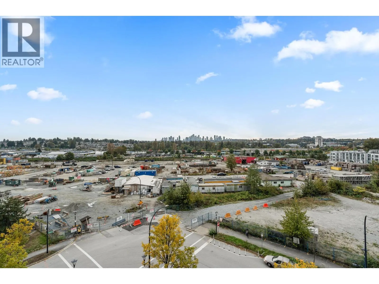 707 2289 YUKON CRESCENT