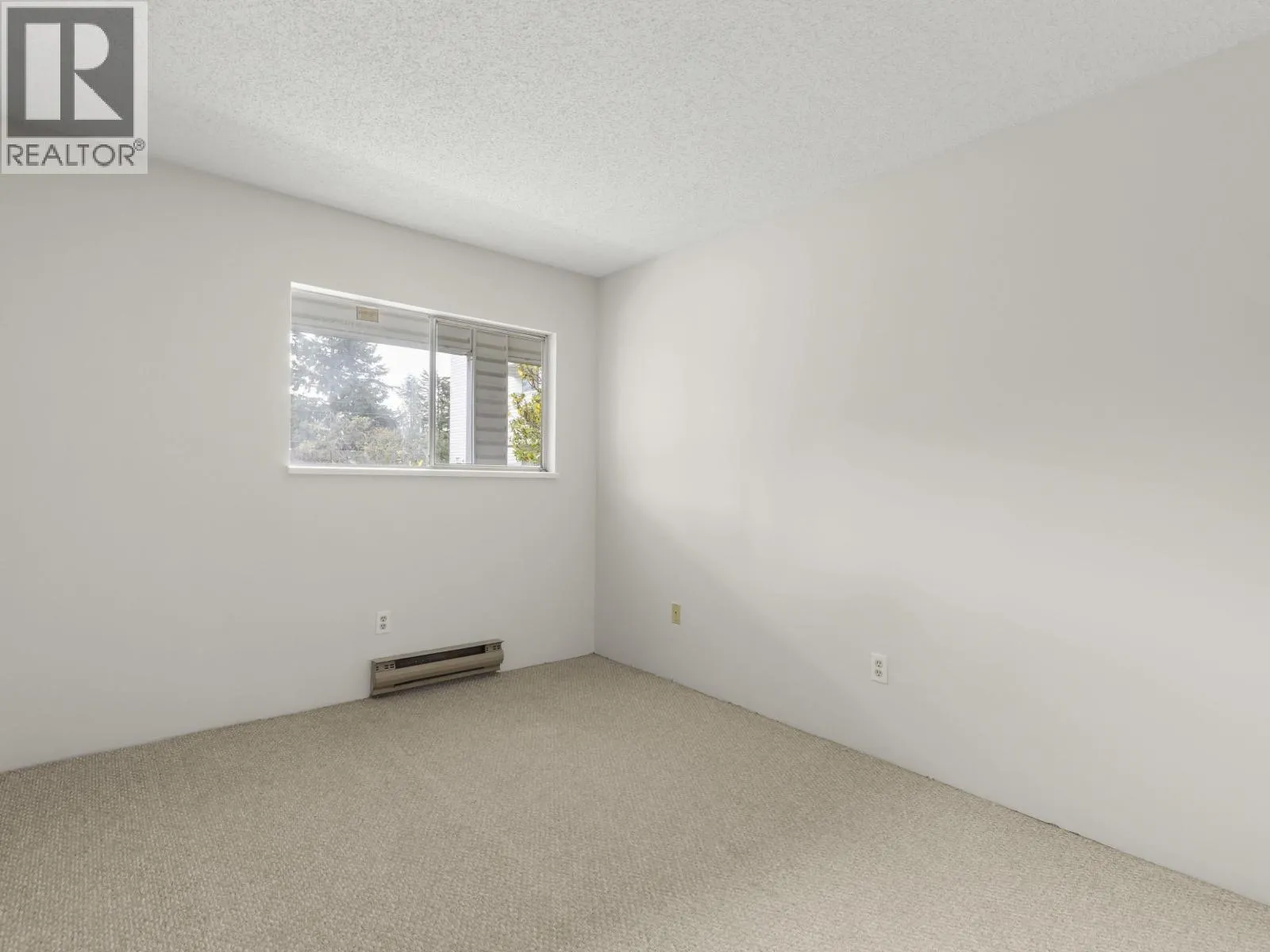 202 8760 WESTMINSTER HIGHWAY