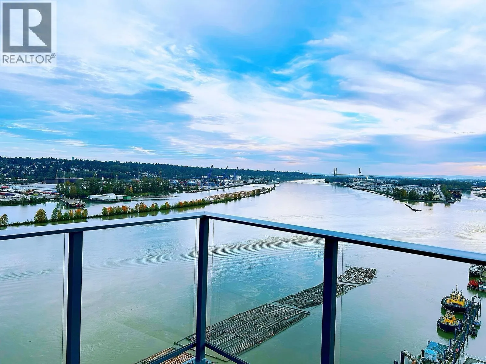 1802 680 QUAYSIDE DRIVE