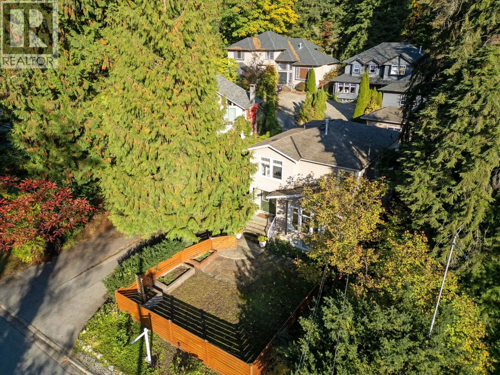 1400 RIVERSIDE DRIVE