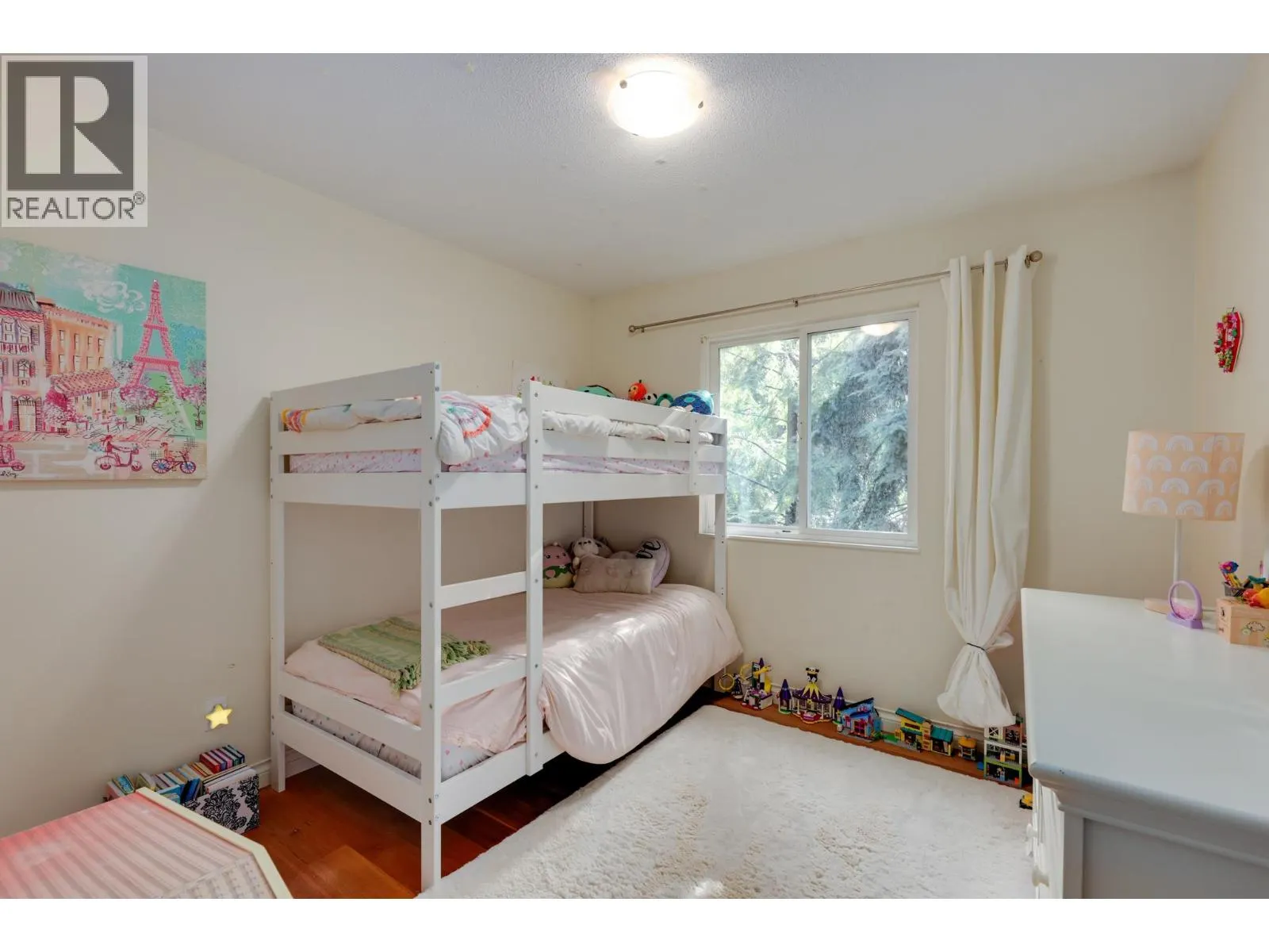1400 RIVERSIDE DRIVE