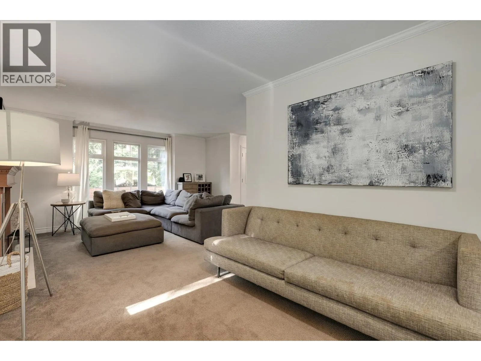 1400 RIVERSIDE DRIVE