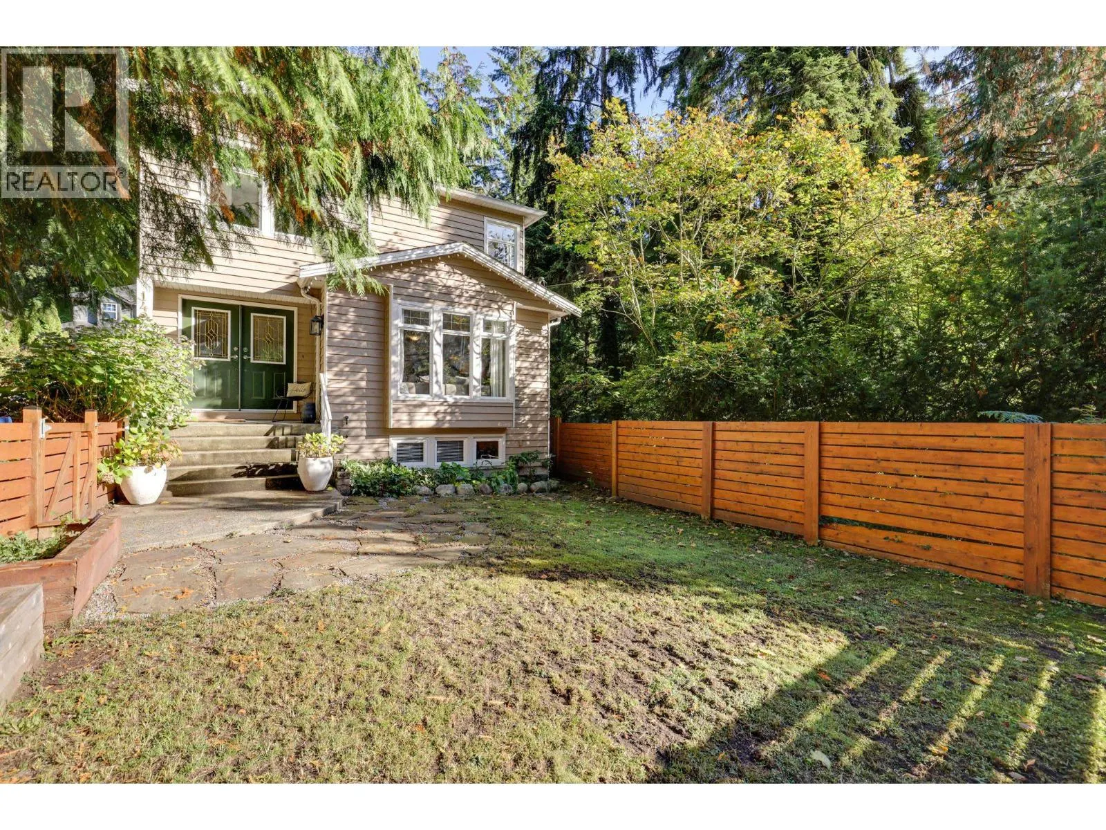 1400 RIVERSIDE DRIVE