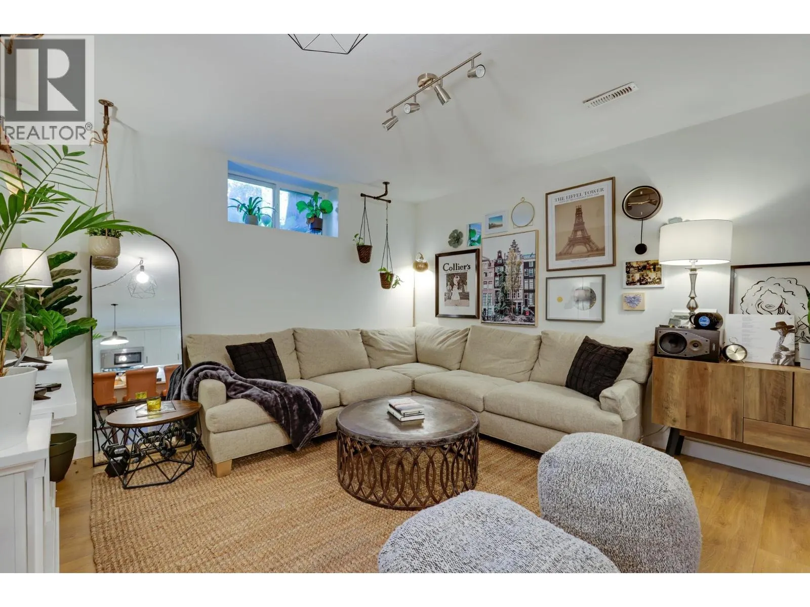 1400 RIVERSIDE DRIVE