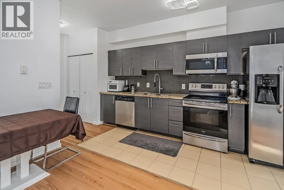 212 2239 KINGSWAY