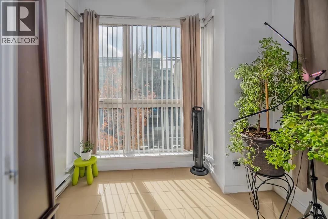 212 2239 KINGSWAY