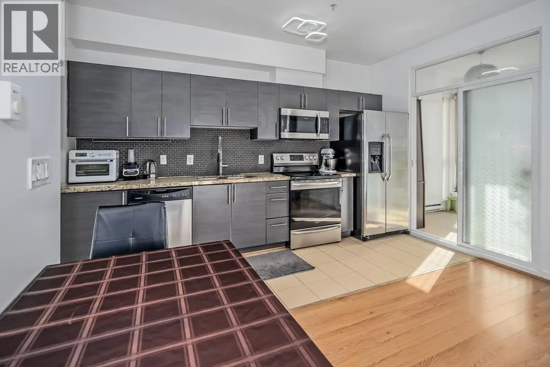 212 2239 KINGSWAY