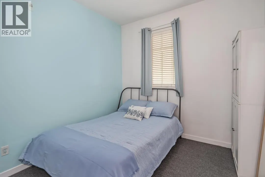 212 2239 KINGSWAY