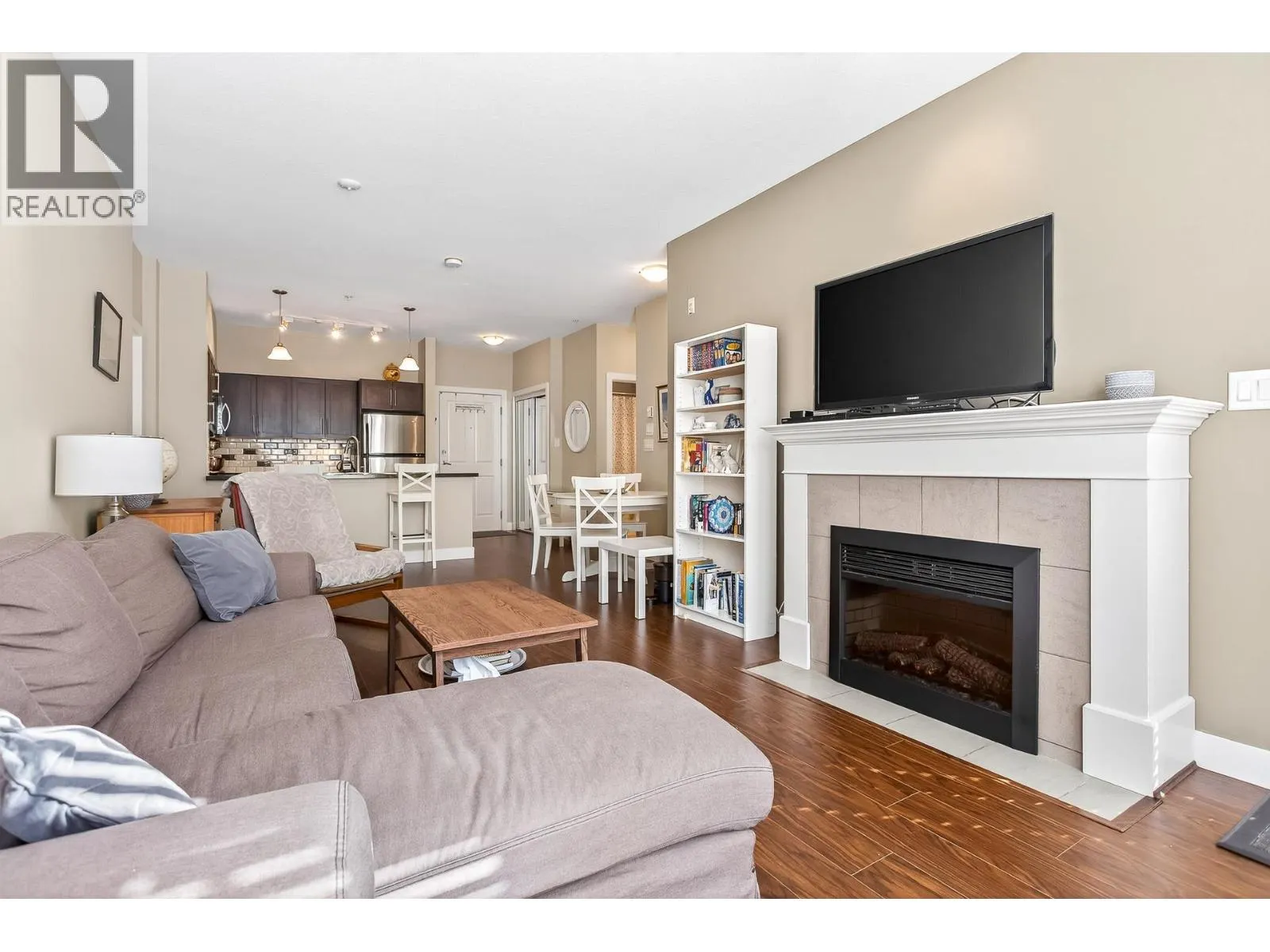 109 2353 MARPOLE AVENUE