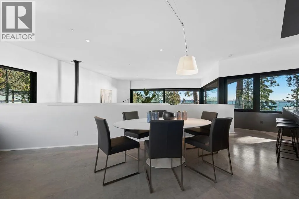 4166 ROSE CRESCENT