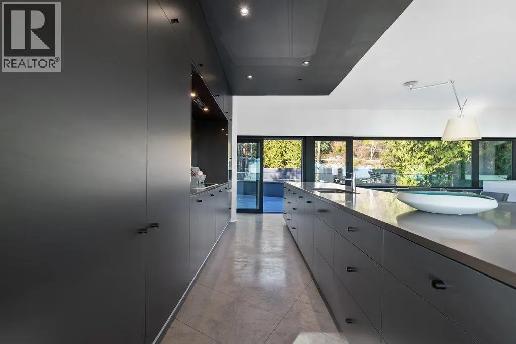 4166 ROSE CRESCENT