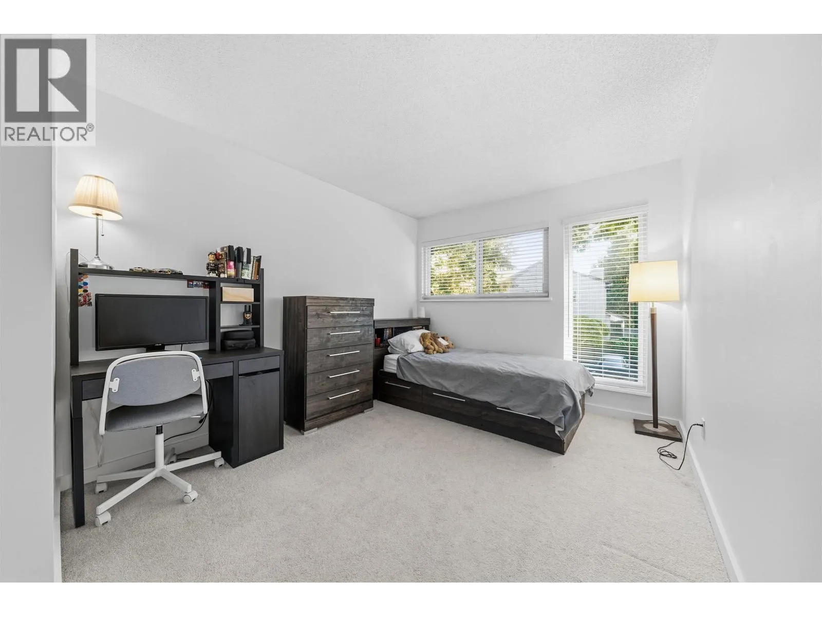 4742 LAURELWOOD PLACE