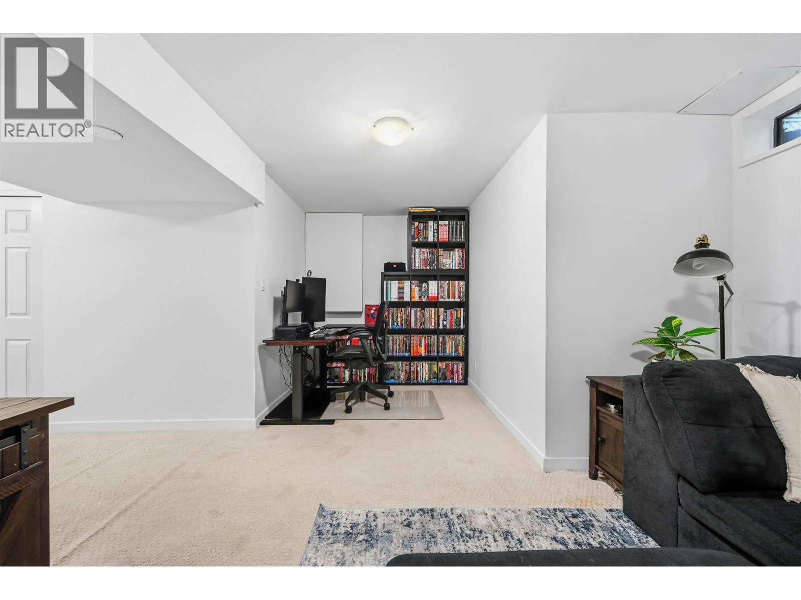 4742 LAURELWOOD PLACE