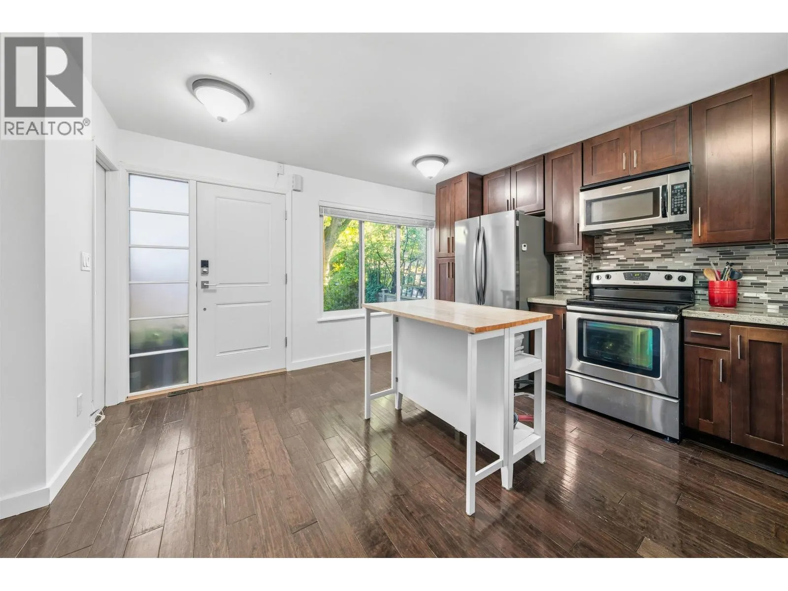 4742 LAURELWOOD PLACE