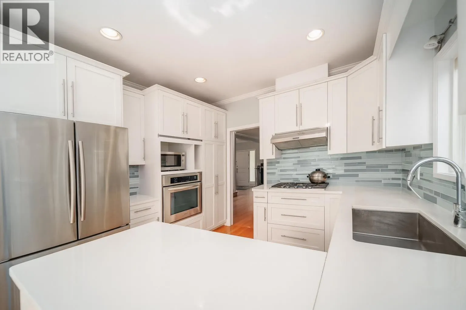 2726 W 42ND AVENUE