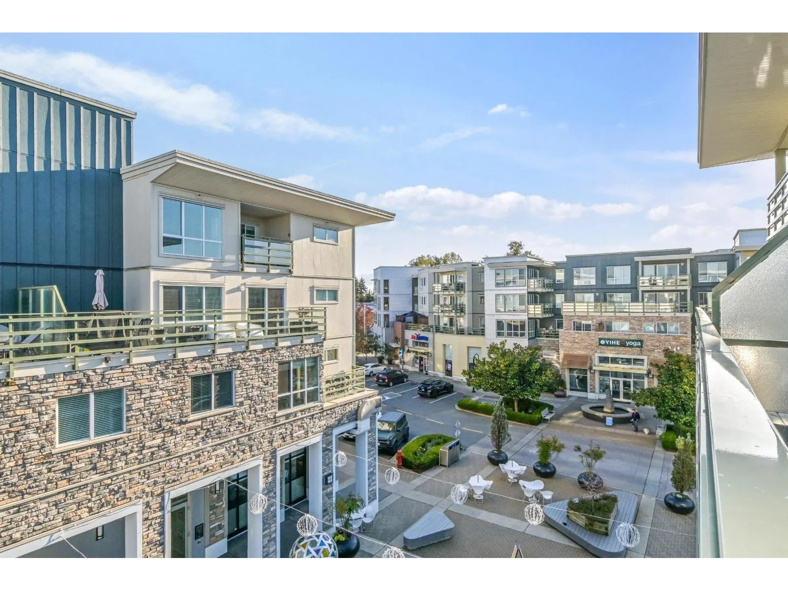311 15775 CROYDON DRIVE