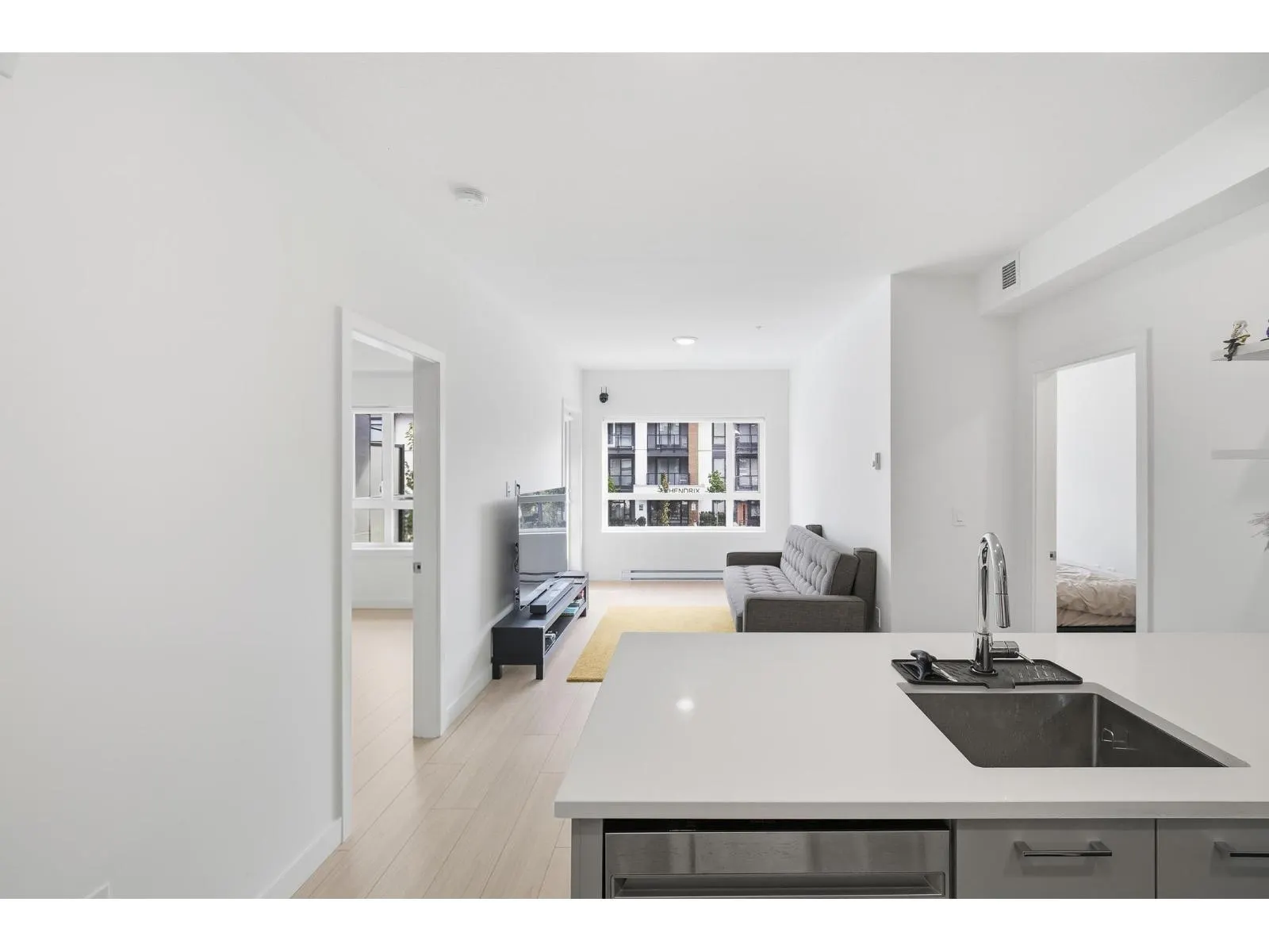 225 10777 138 STREET
