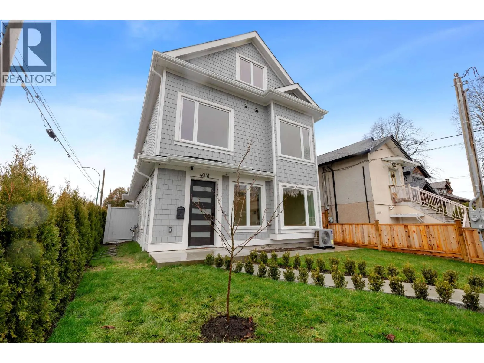 885 E KING EDWARD